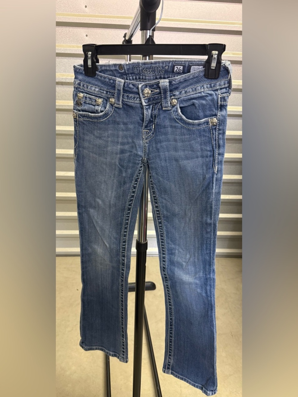 Miss Me JP5076-2 Boot Cut Tribal Cross Embellished Pockets Studded Jeans Size 26